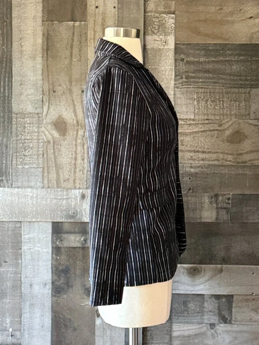 Disney Nightmare Before Christmas Spirit Halloween blazer large Jack Skellington